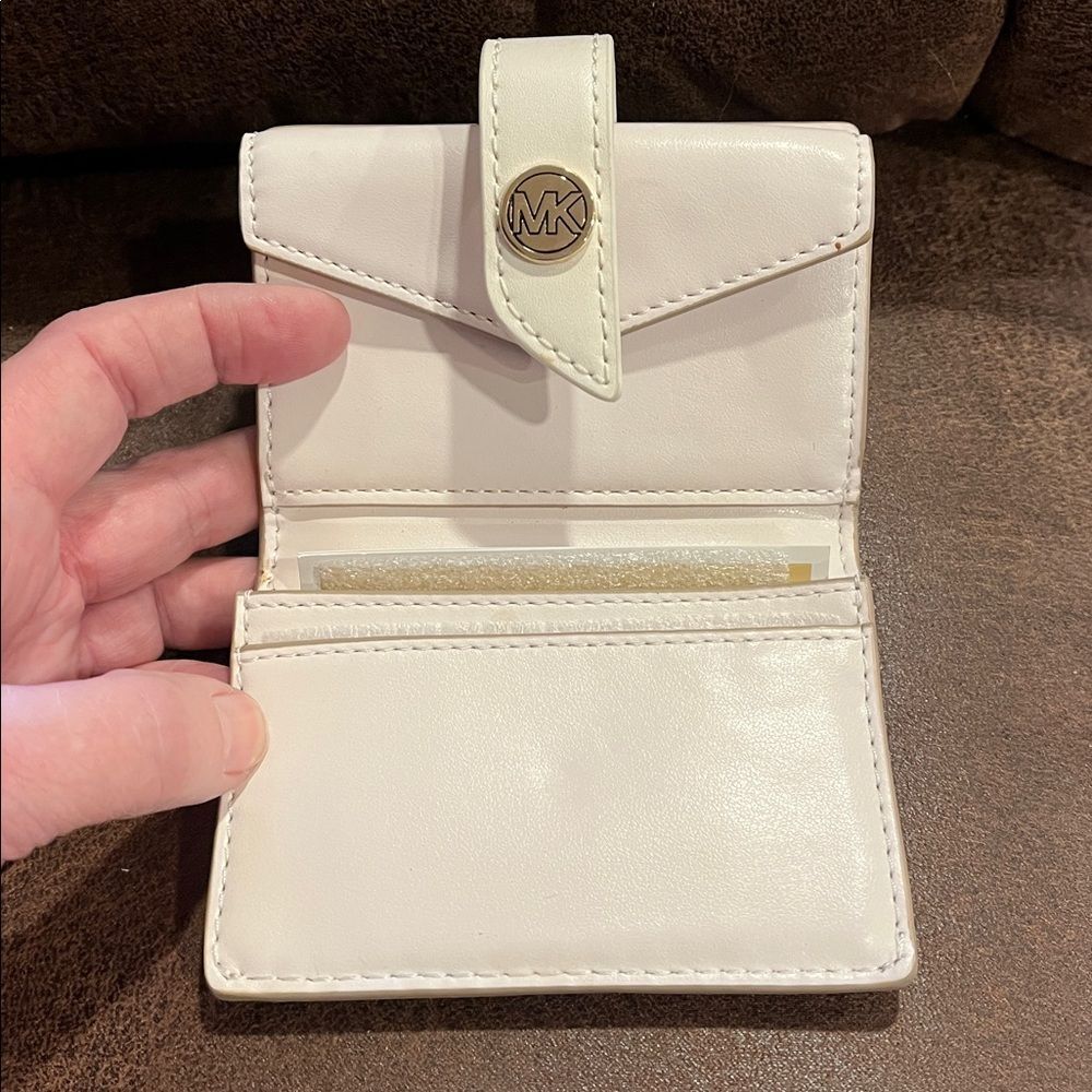 Michael Kors Beige Croc-Embossed Wallet - Picture 2 of 3